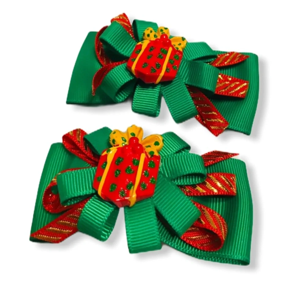 Christmas theme 2 kids hair clip Christmas bows vintage handcrafted rare unique